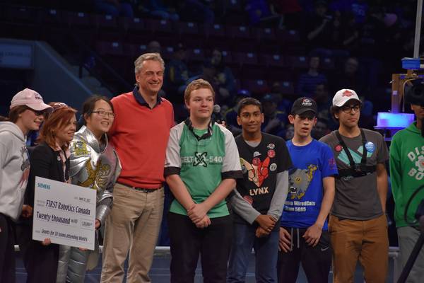 Receiving a grant from Siemens Canada for the ten youngest teams attending the World Championship