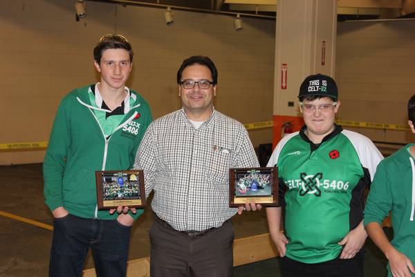 Presenting our sponsor, ArcelorMittal Dofasco, with sponsor plaques for the 2016 and 2017 season