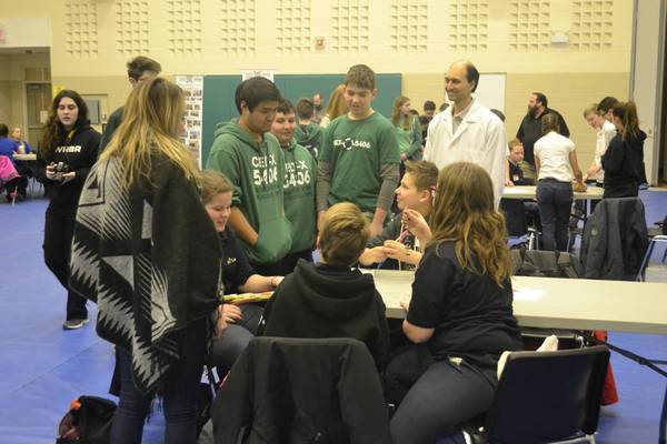 Hosting the BR STEM Day build challenge