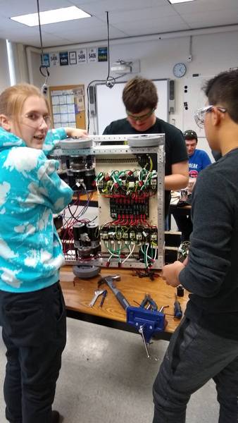 Wiring our practice bot, Curiosity